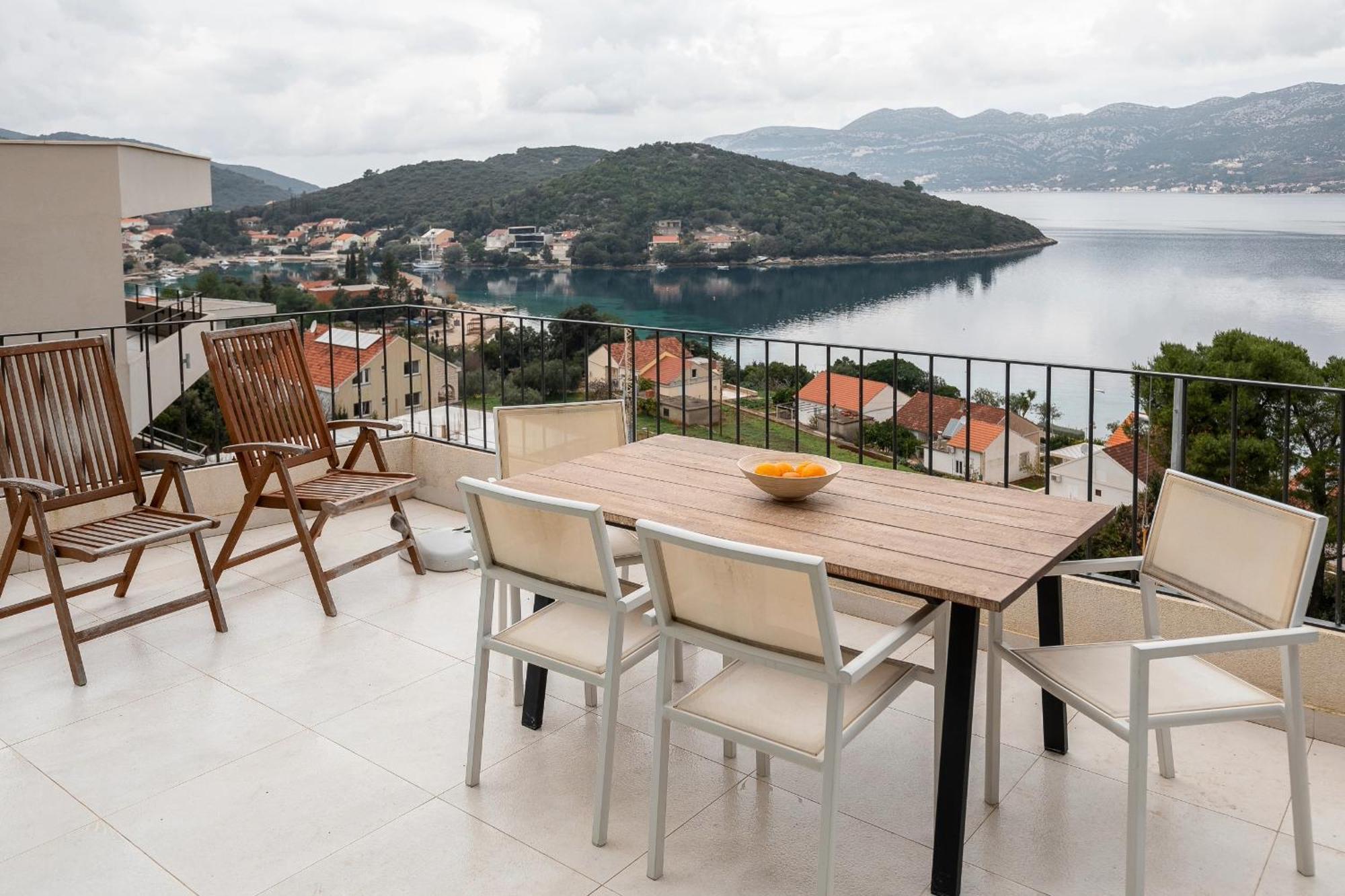 Korcula Luxury Apartments ภายนอก รูปภาพ