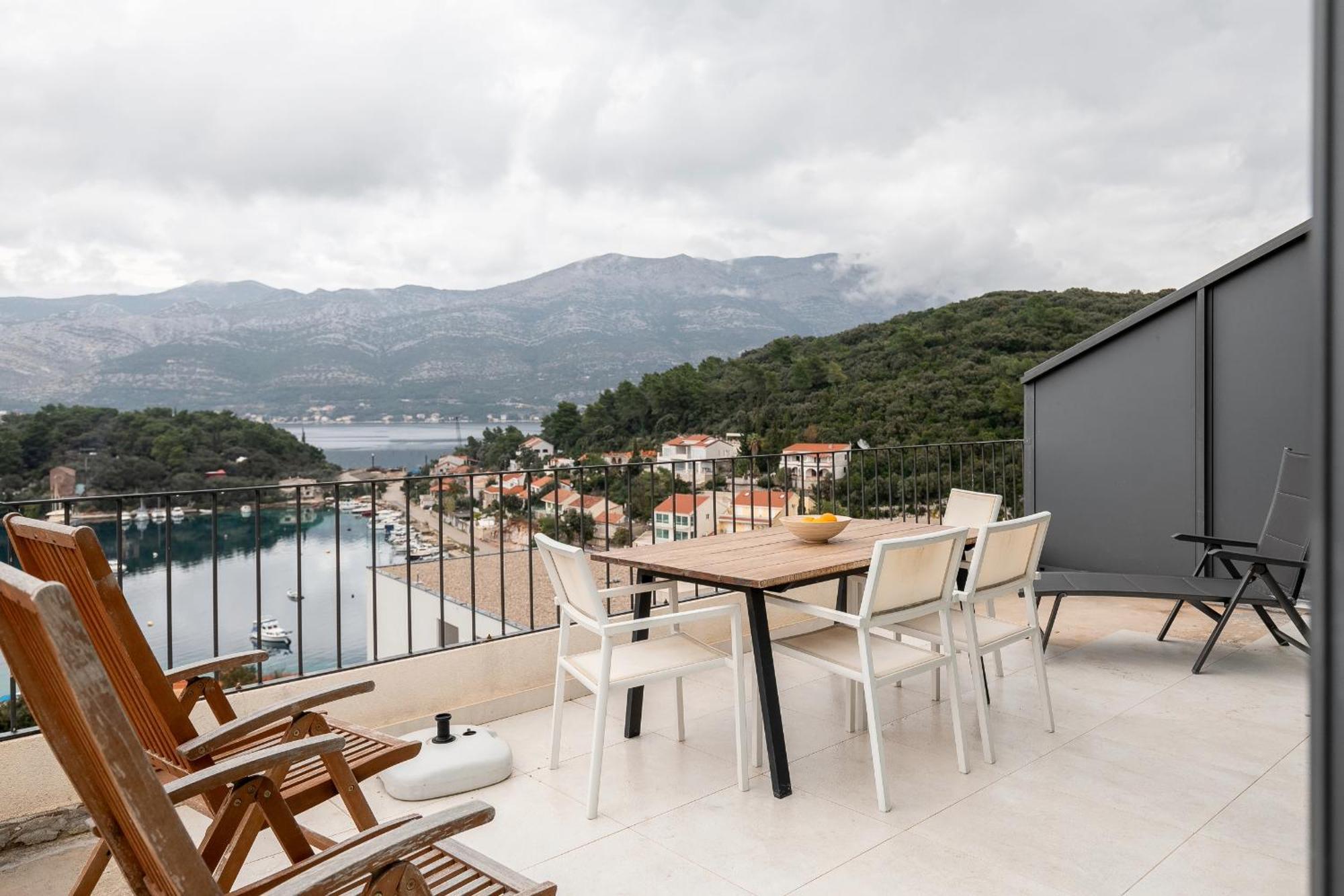 Korcula Luxury Apartments ภายนอก รูปภาพ