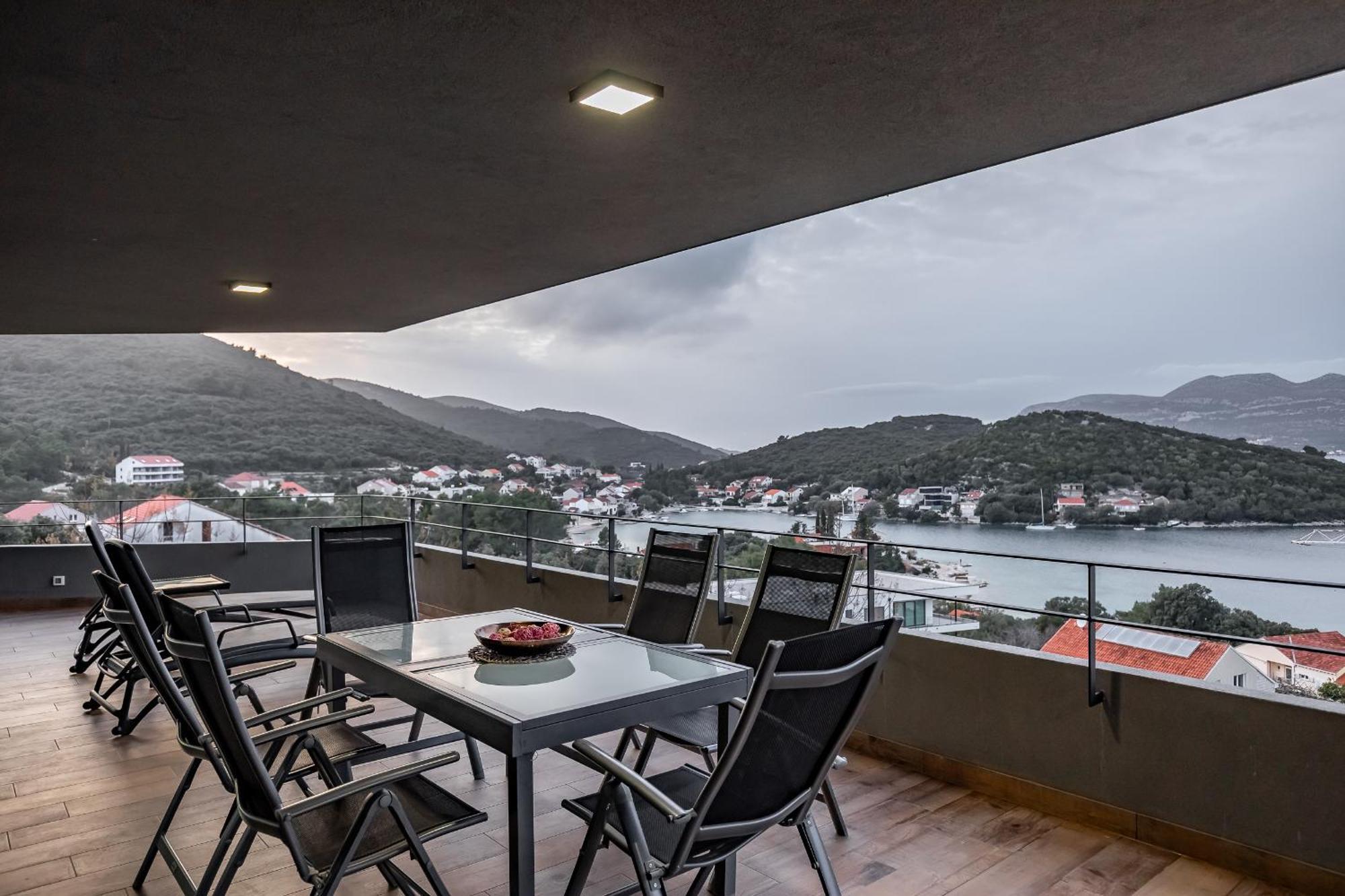 Korcula Luxury Apartments ภายนอก รูปภาพ